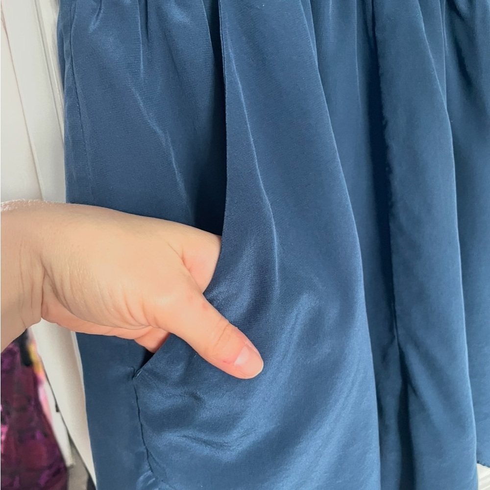 Aritzia Large 100% Silk Babaton Surplice Romper Jumpsuit. Royal Blue. - Picture 10 of 11